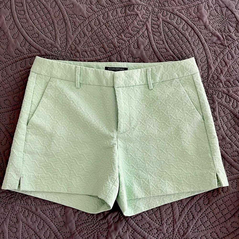 Like new mint green shorts